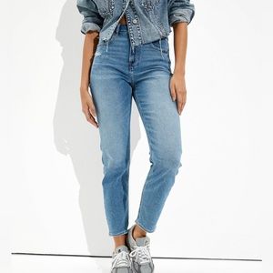 American Eagle Mom Jeans